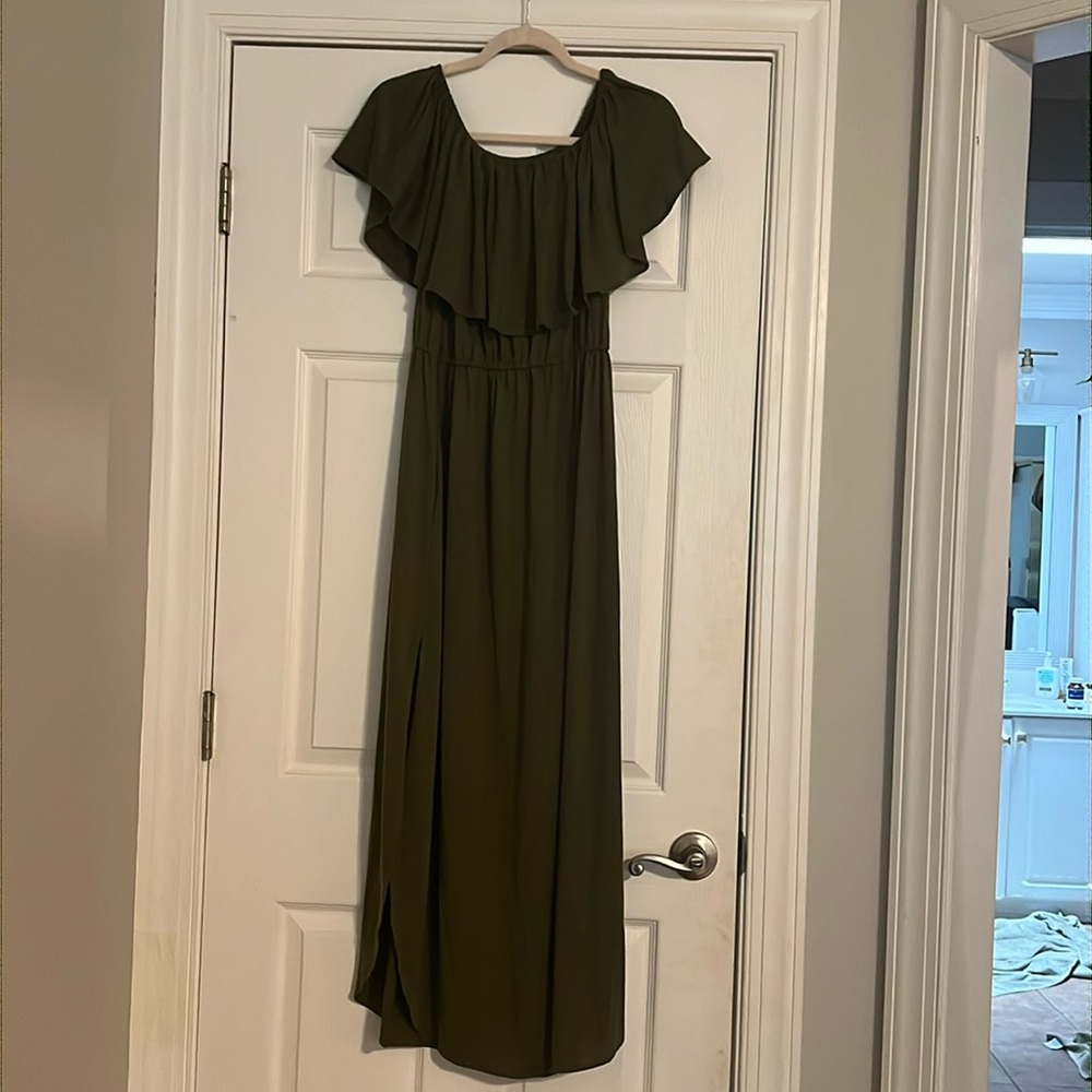 NWT Green off the shoulder dress